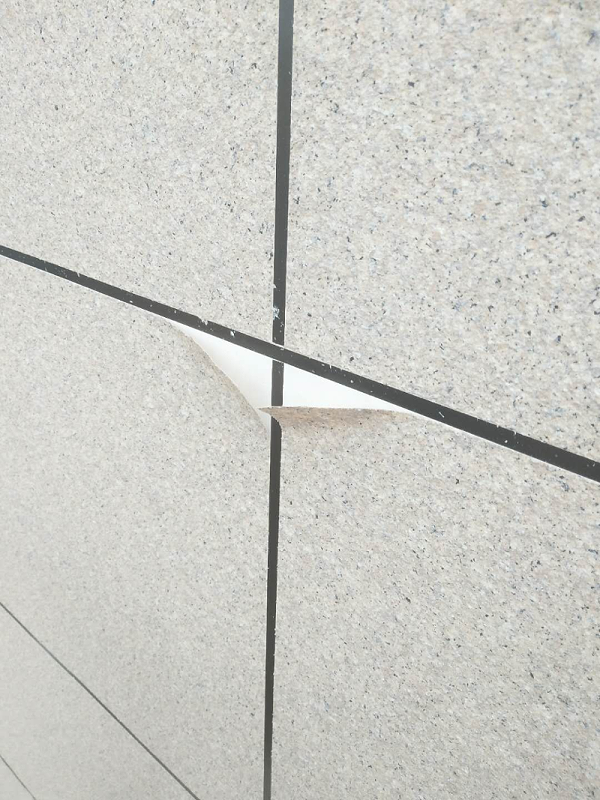 线条翘边问题示例